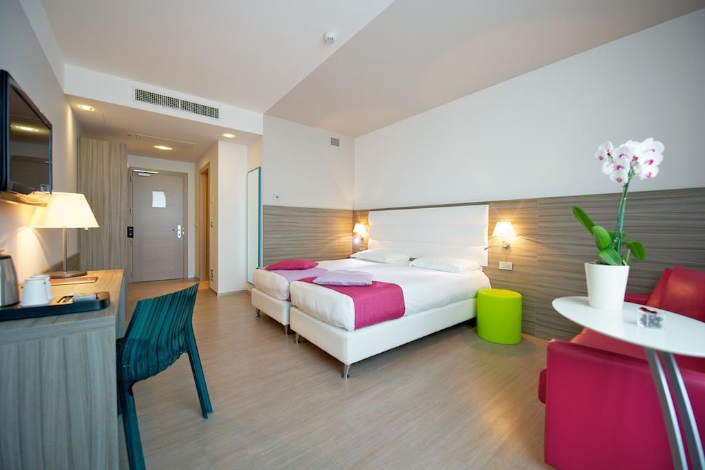 Hotel Mercure Venezia-Marghera Esterno foto